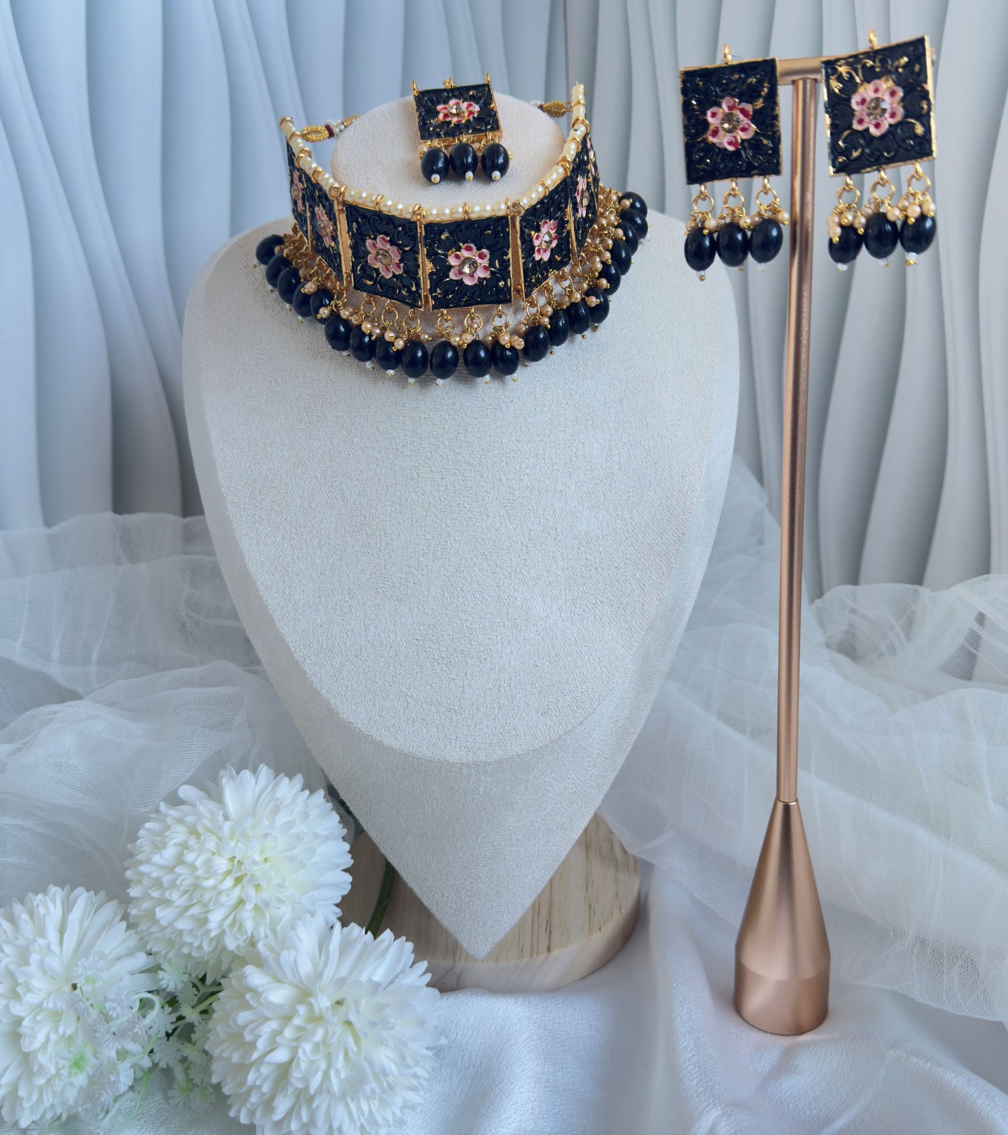 Meera Necklace Set