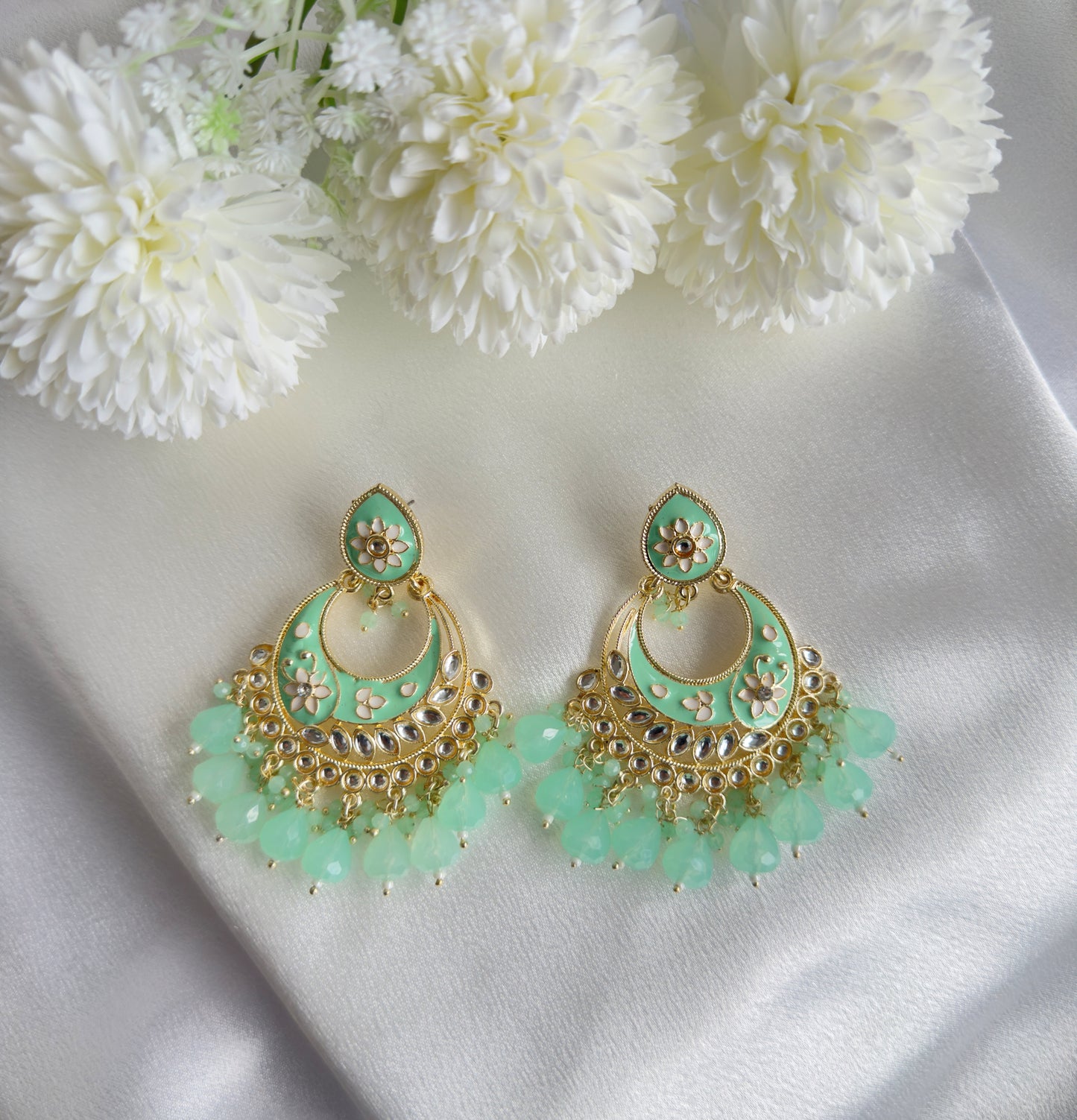 Naira Jhumka