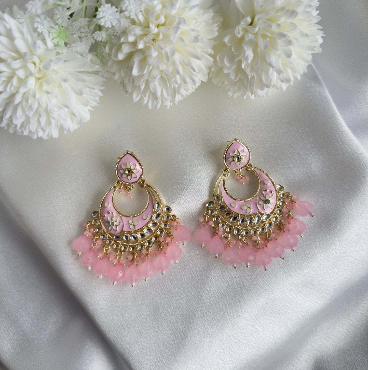 Naira Jhumka